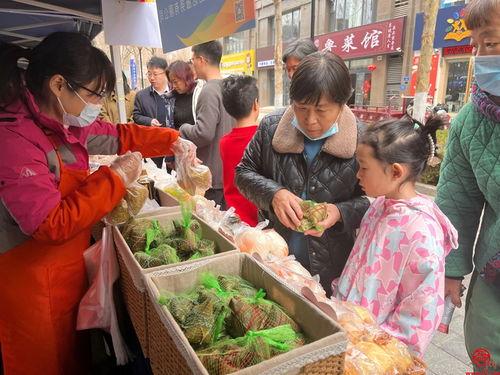中百夜市吃瓜群众视频,中百夜市吃瓜群众视频揭秘