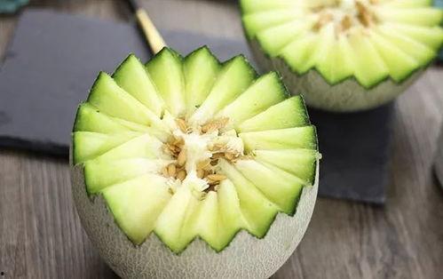 蜜瓜怎么弄肉吃的视频,视频教你轻松解锁美味秘诀