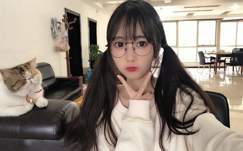 刘梦吃瓜拌饭老师视频,揭秘娱乐圈幕后故事